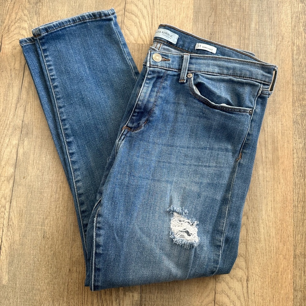 Banana Republic Skinny Ankle Jeans Women’s Size 31 - Distressed‎ Medium Wash